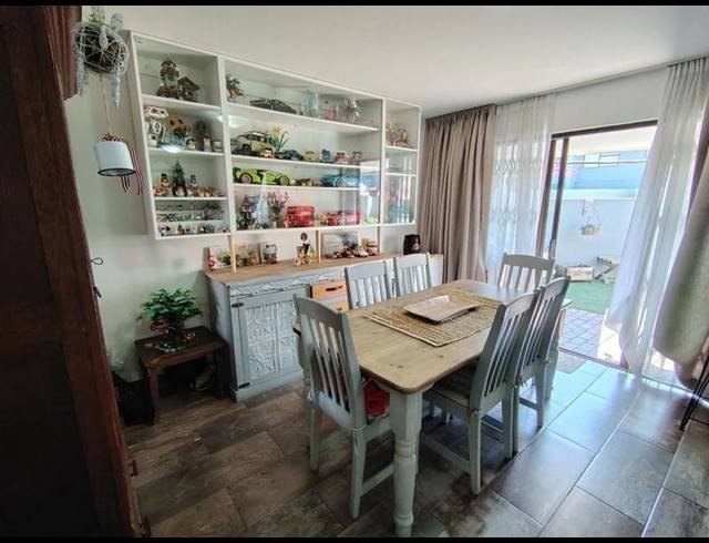 3 BEDROOM TOWNHOUSE FOR SALE IN SASOLBURG CENTRAL